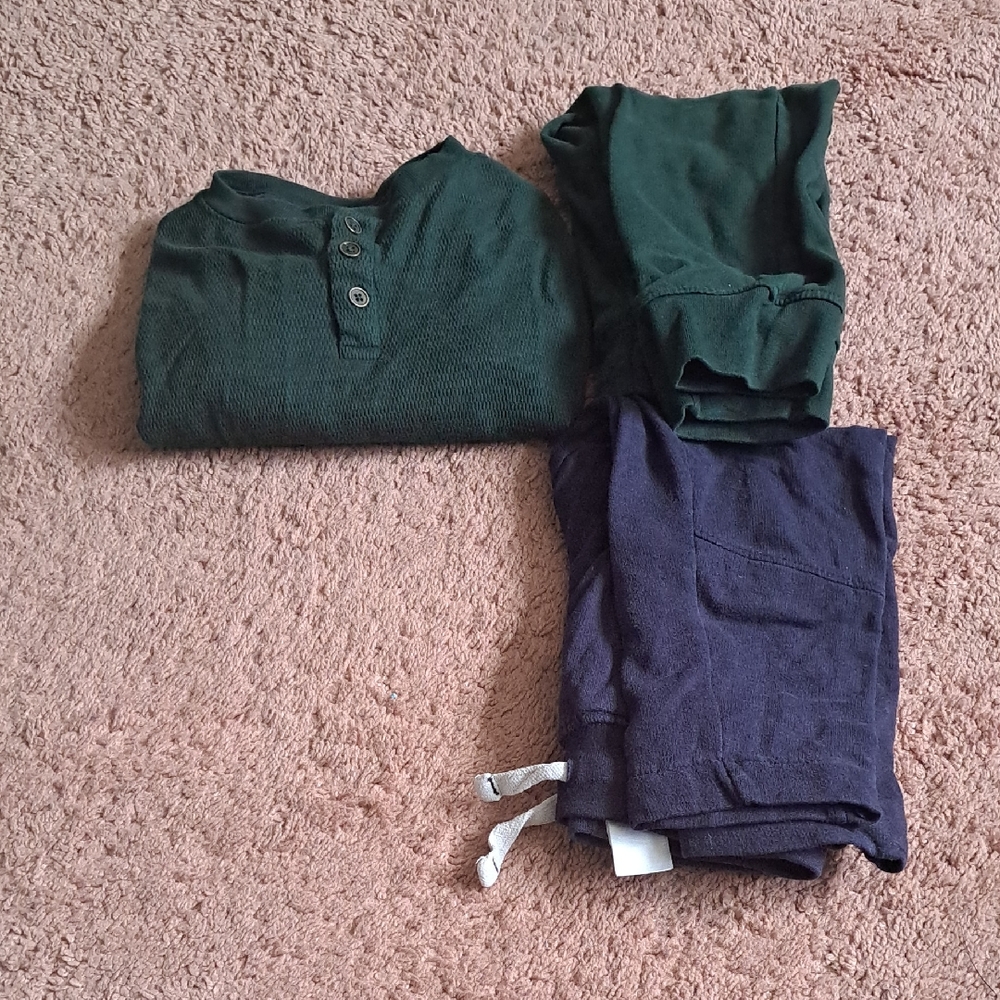 Tommy Bahama Boys 3 Piece Set Size 4.